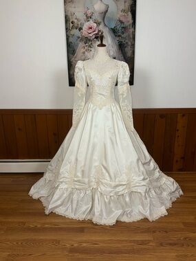 Stunning Vintage 90s Mori Lee Wedding Gown